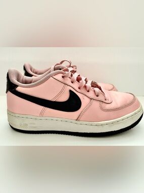 Nike Air Force 1 GS Valentines Day Bleached Coral BQ6980-600 Women's 7.5/ 6Y